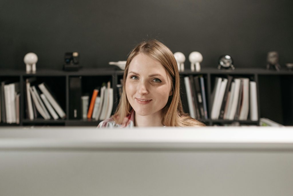 Executive Assistant Kansas Working
